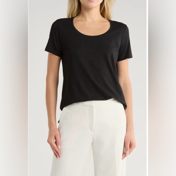 Theory Tops - Theory Scoop Neck Basic Black Tee Size Large